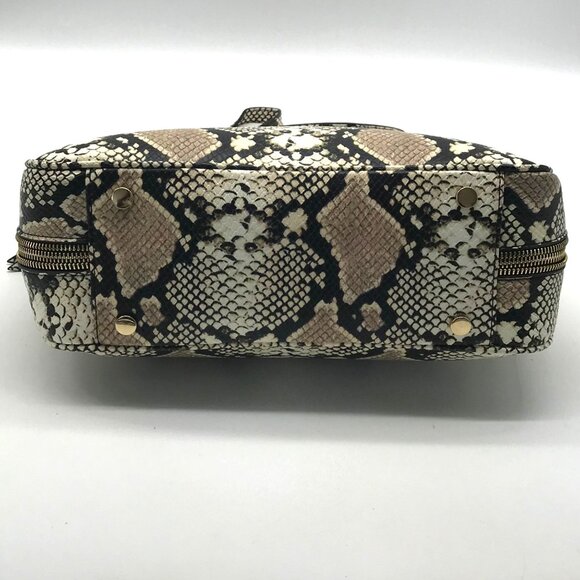 I.N.C. International Concepts Deliz Medium Snake Embossed Chain Shoulder Bag - Picture 5 of 11